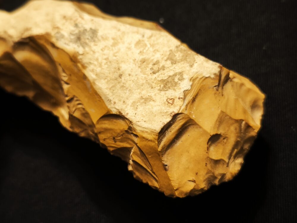 Kernbeil aus dem sogenannten Campignien, Marnetal, Frankreich