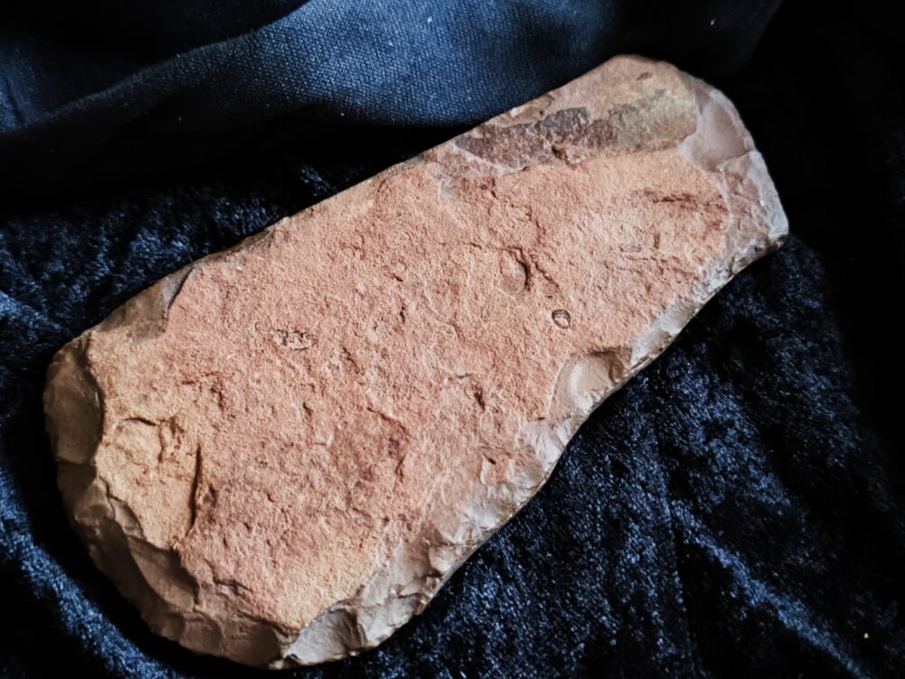Flachbeil aus Plattensilex, Neolithikum, Marokko  * reserviert *