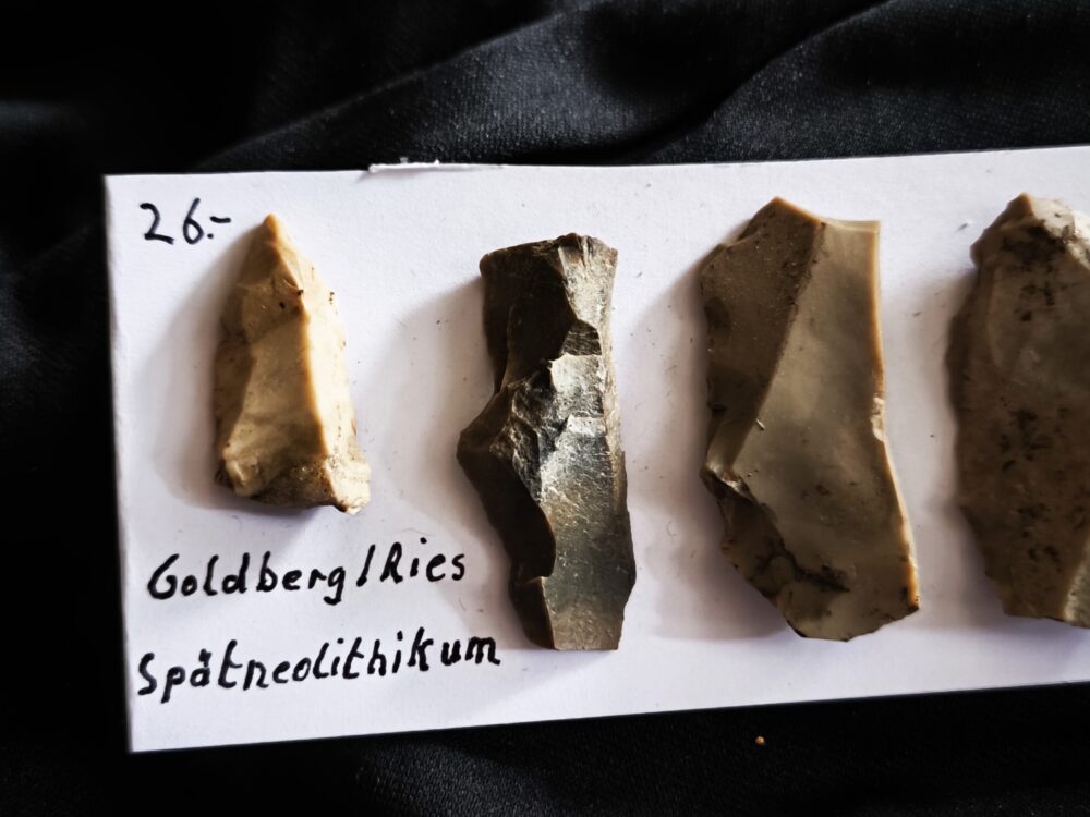 fünf schöne Silexgeräte, Neolithikum, Goldberg, Ries