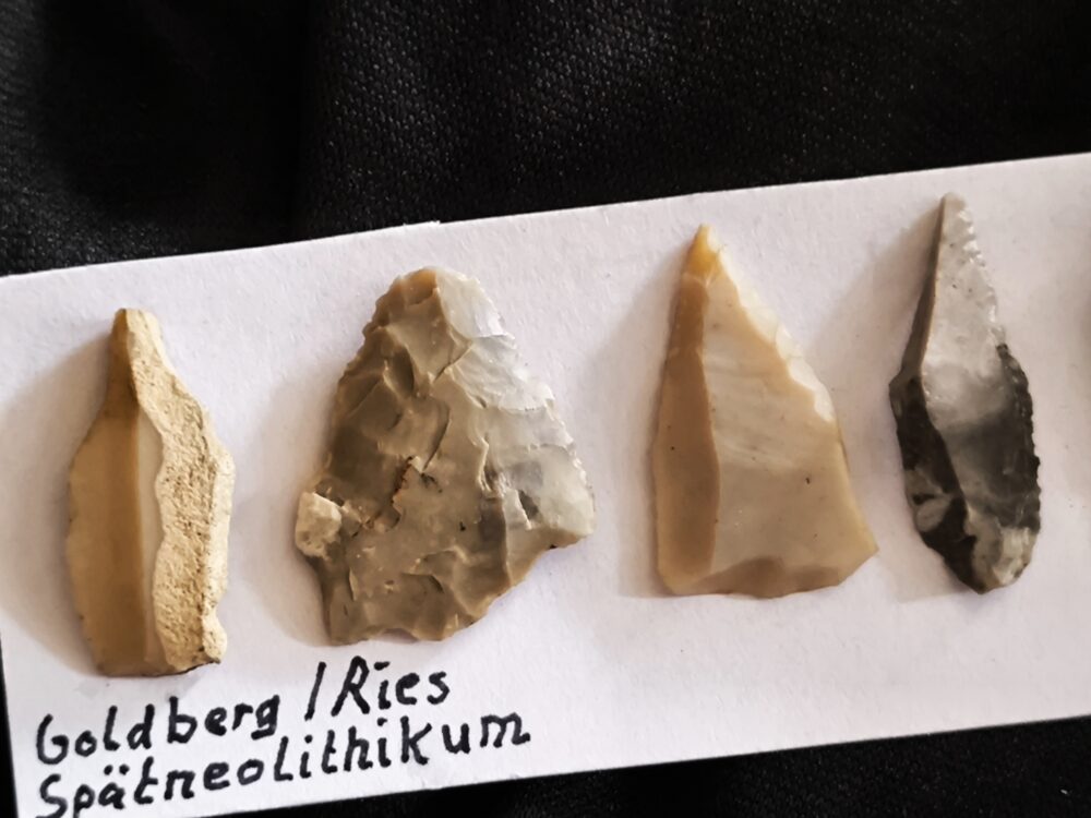 sechs schöne Silexgeräte, Neolithikum, Goldberg, Ries